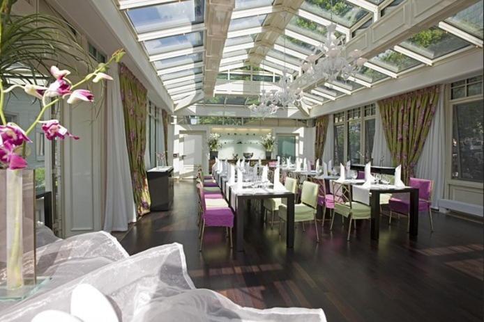 Campus Garden Businesshotel อิเซอร์โลห์น ภายนอก รูปภาพ