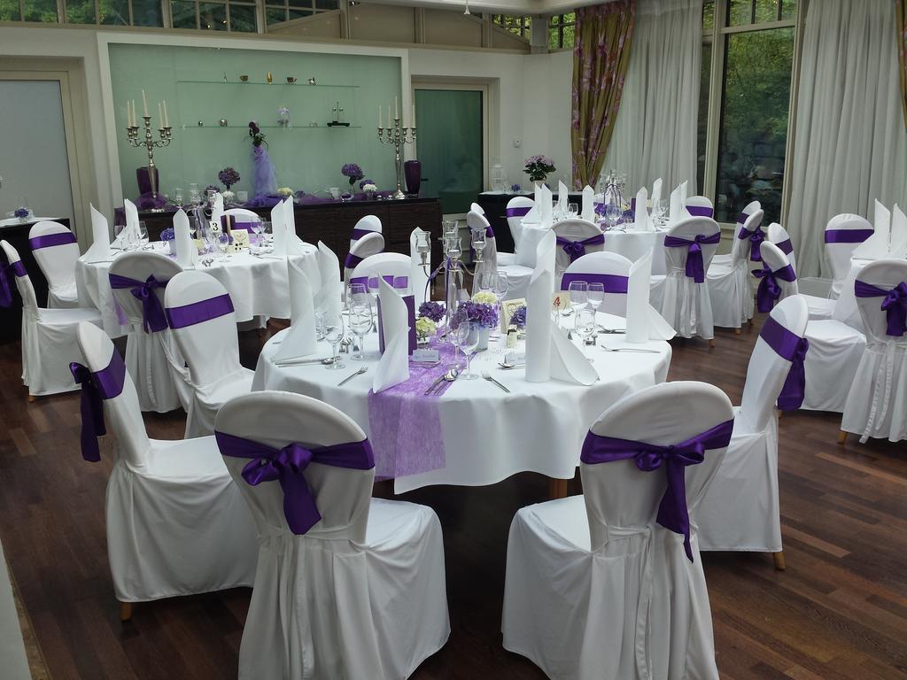 Campus Garden Businesshotel อิเซอร์โลห์น ภายนอก รูปภาพ