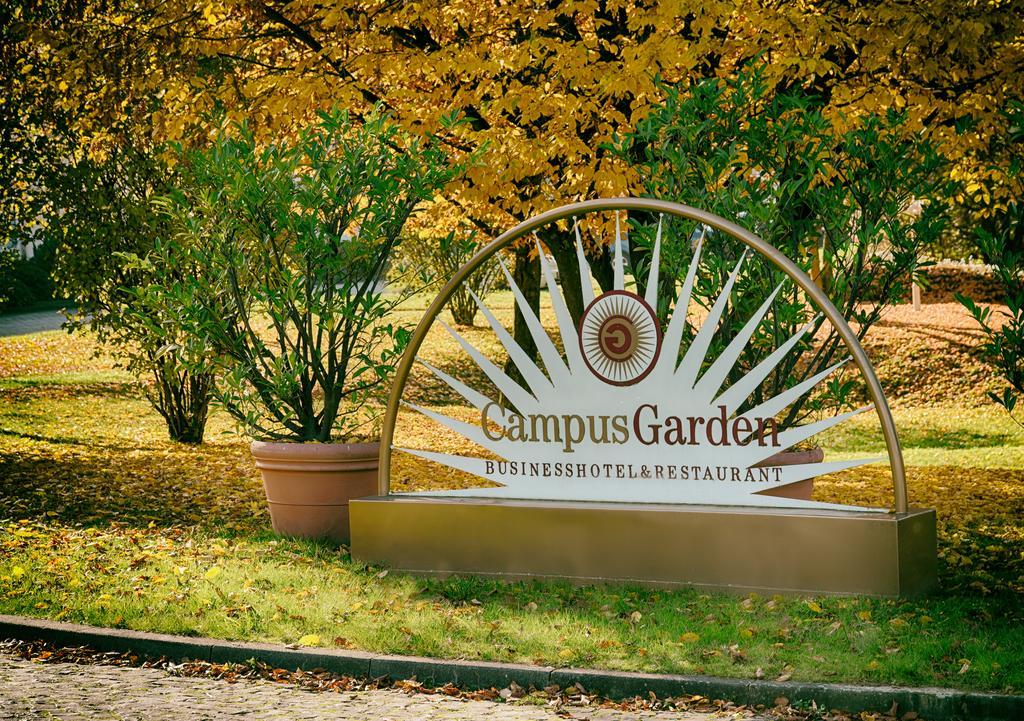 Campus Garden Businesshotel อิเซอร์โลห์น ภายนอก รูปภาพ