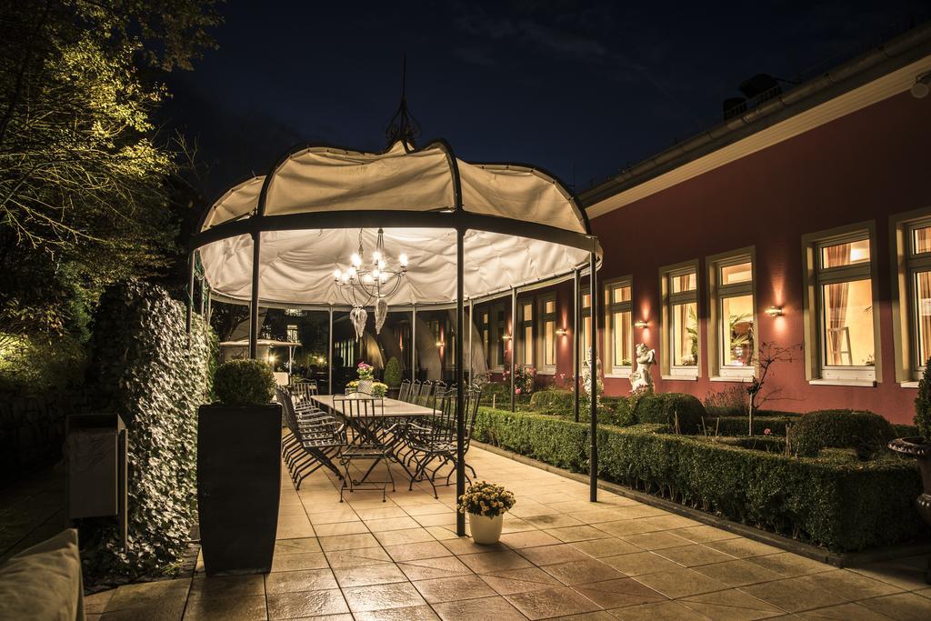 Campus Garden Businesshotel อิเซอร์โลห์น ภายนอก รูปภาพ